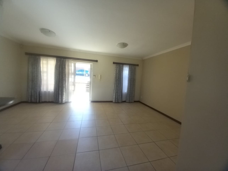 2 Bedroom Property for Sale in Beacon Bay North Eastern Cape